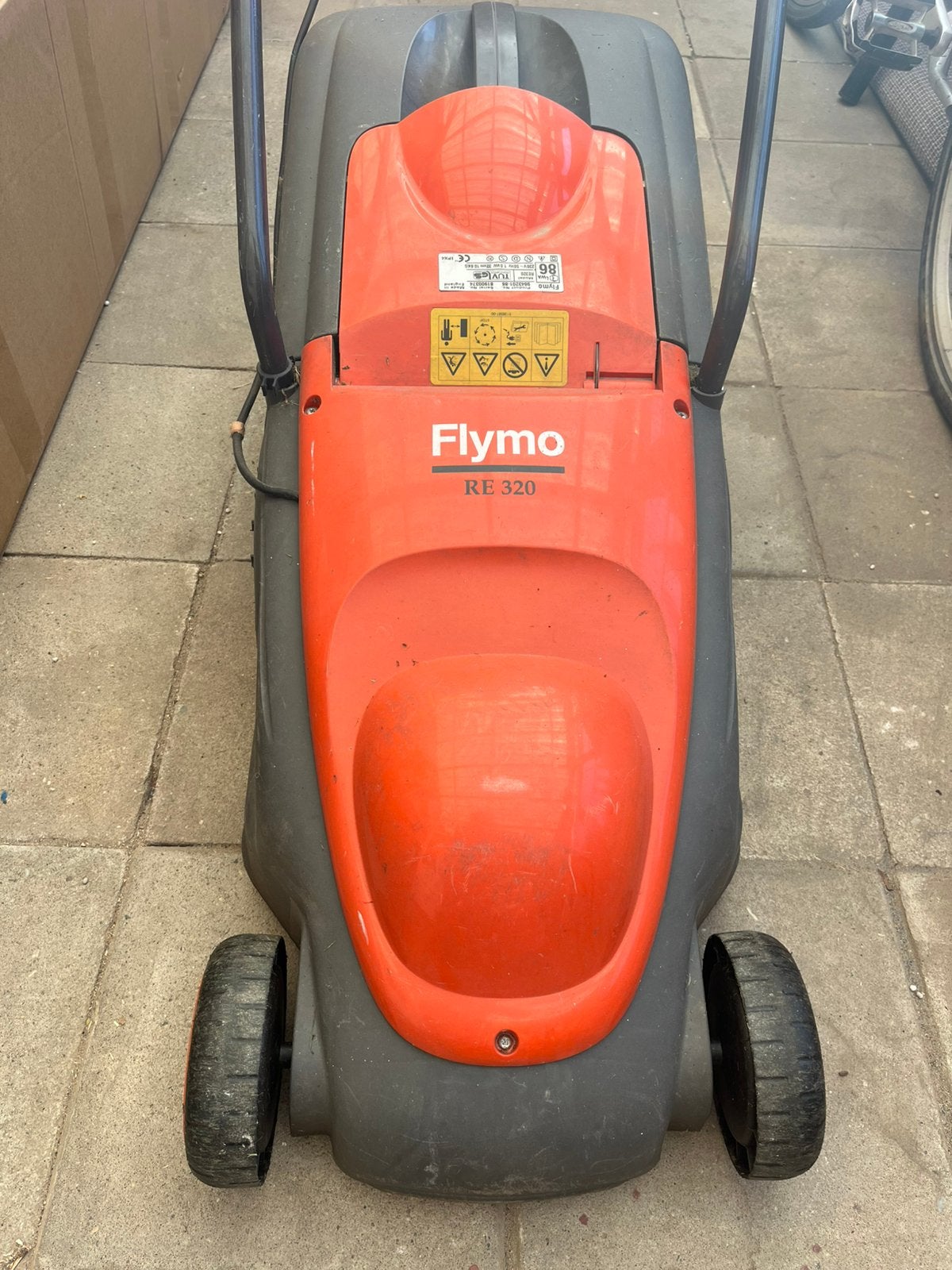 Flymo grasmaaier elektrische, Ophalen, Zo goed als nieuw