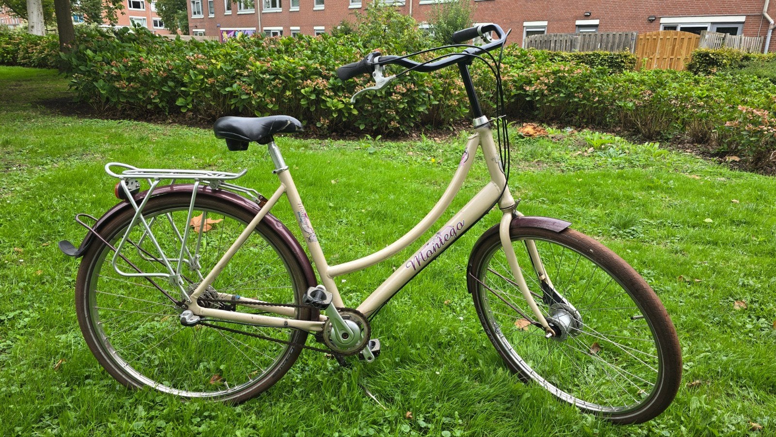 Damesfiets Montego, Fietsen en Brommers, Ophalen, Gebruikt, Montego, Versnellingen