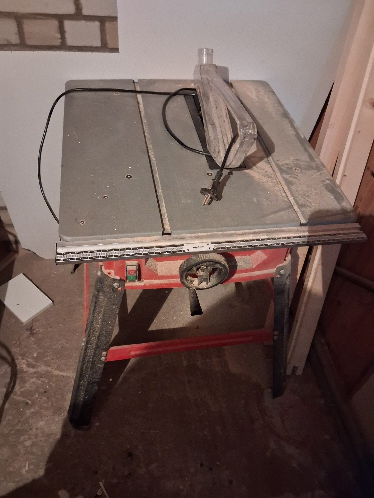 Zaagtafel Einhel cirkelzaag met 3 extra zaagbladen, Ophalen, Gebruikt, Cirkelzaag, 70 mm of meer