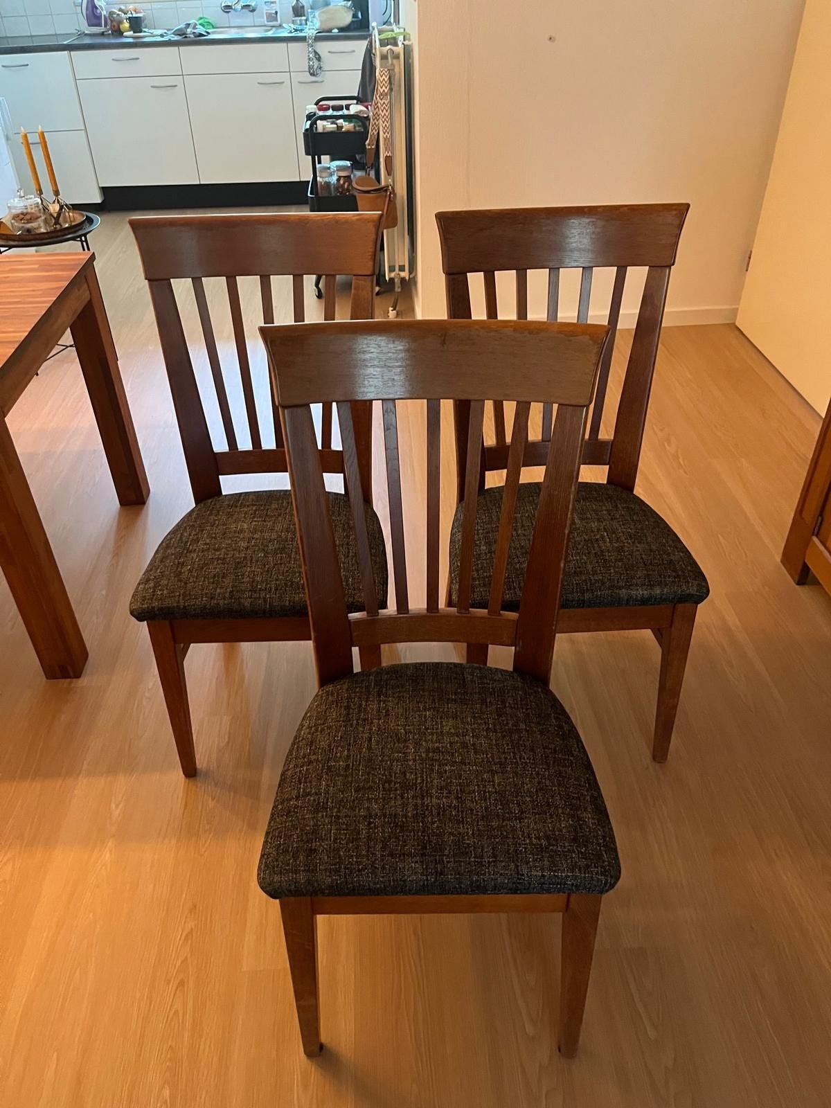 3 massief eiken stoelen, kersenkleur, gratis af te halen, Ophalen, Gebruikt, Hout, Drie
