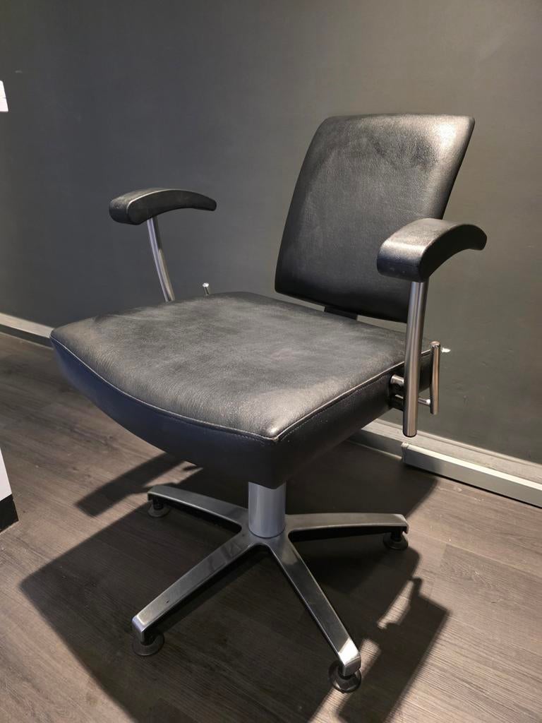 Kappers stoel met pomp functie, Ophalen, Eén