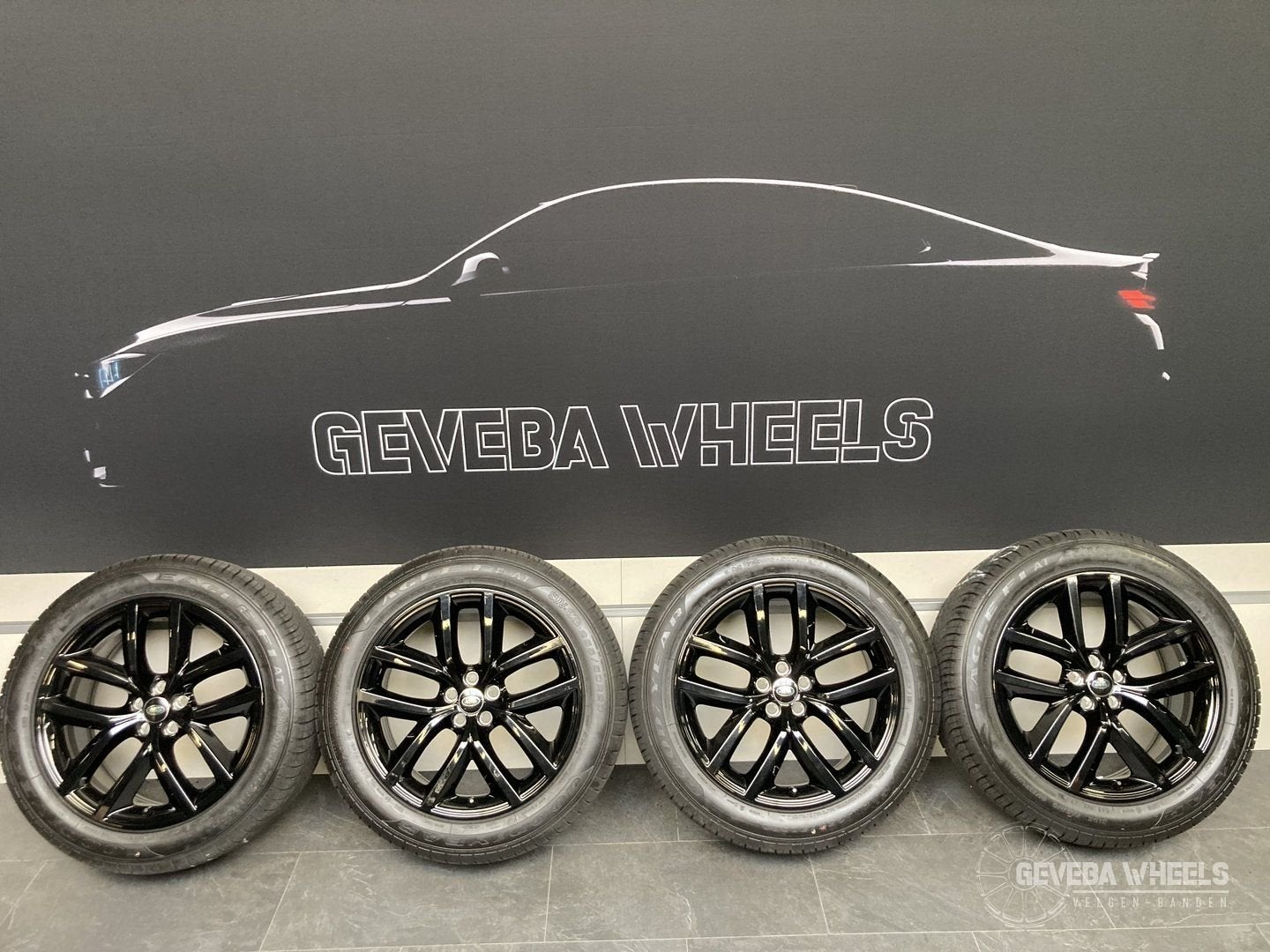 20” originele Land Rover Range Rover Velar velgen + banden, Auto-onderdelen, Banden en Velgen, Gebruikt, 255 mm, -, -