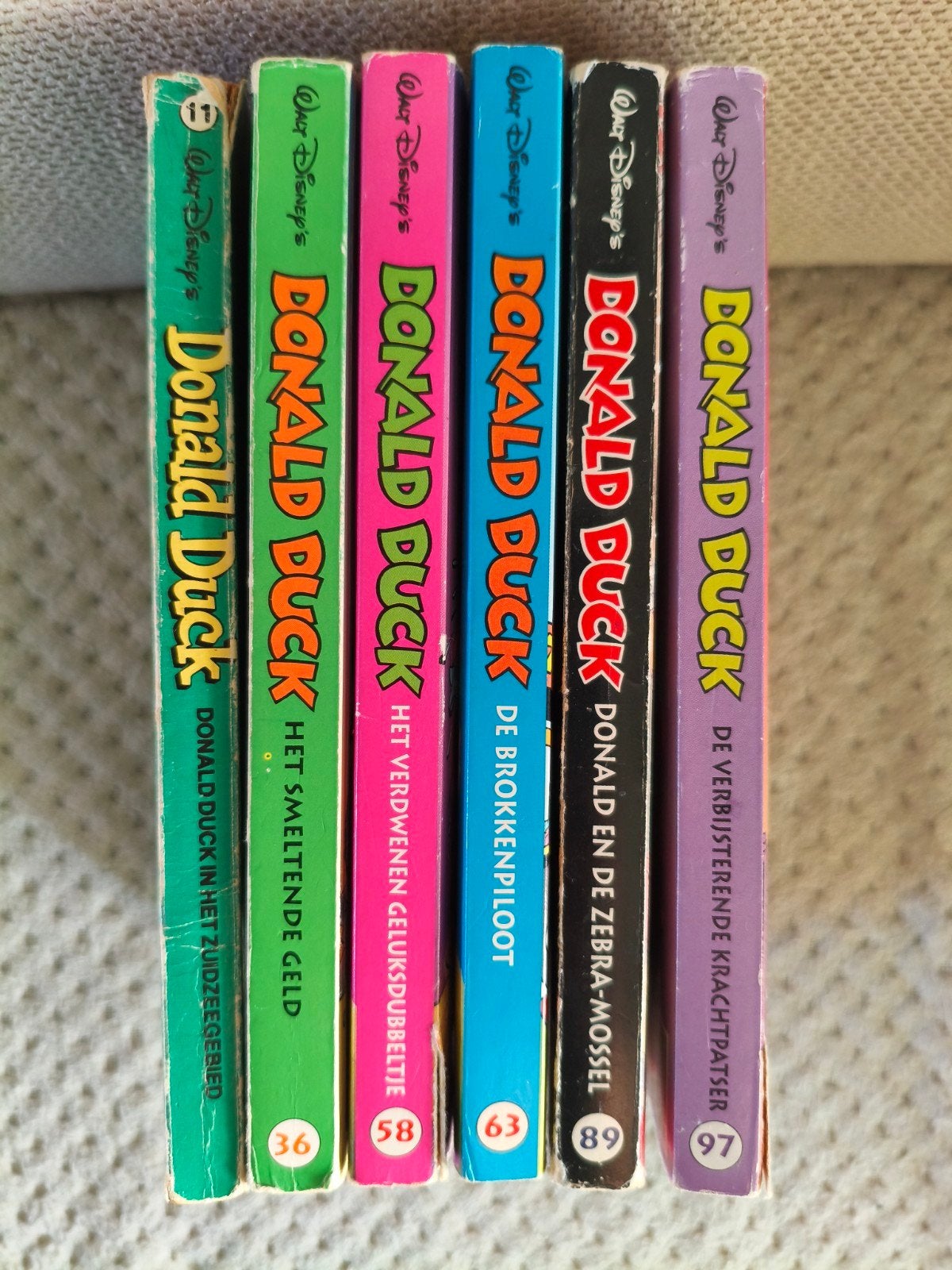 Acht Donald Duck pockets, Boeken, Strips | Comics, Gelezen, Europa, Ophalen of Verzenden, Meerdere comics