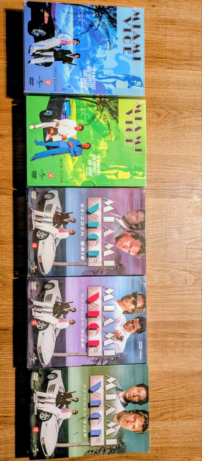 Miami Vice - Complete Serie DVD Box (Seizoen 1-5), Maffia en Misdaad, Nederlands, Ophalen of Verzenden, Nieuw in verpakking