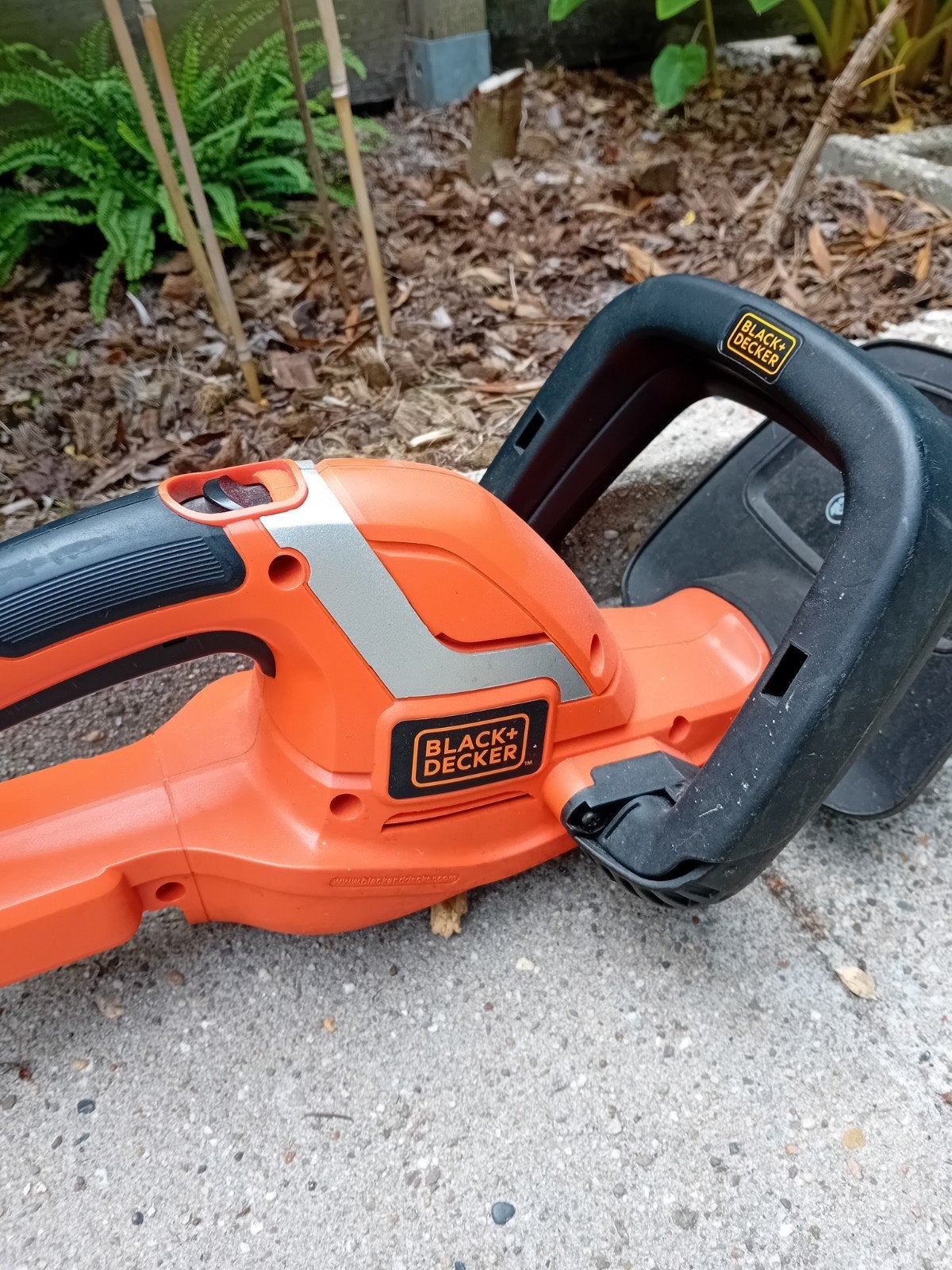 Black & Decker 18V Heggenschaar GTC1845L (Zonder Accu/Lader), Ophalen, Accu