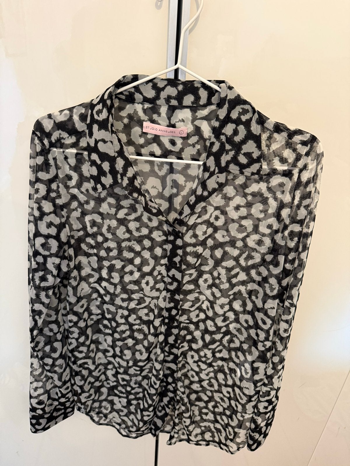 Studio Anneloes Blouse Zwart Wit Panterprint Maat L, Ophalen of Verzenden, Gedragen, Maat 42/44 (L), Zwart