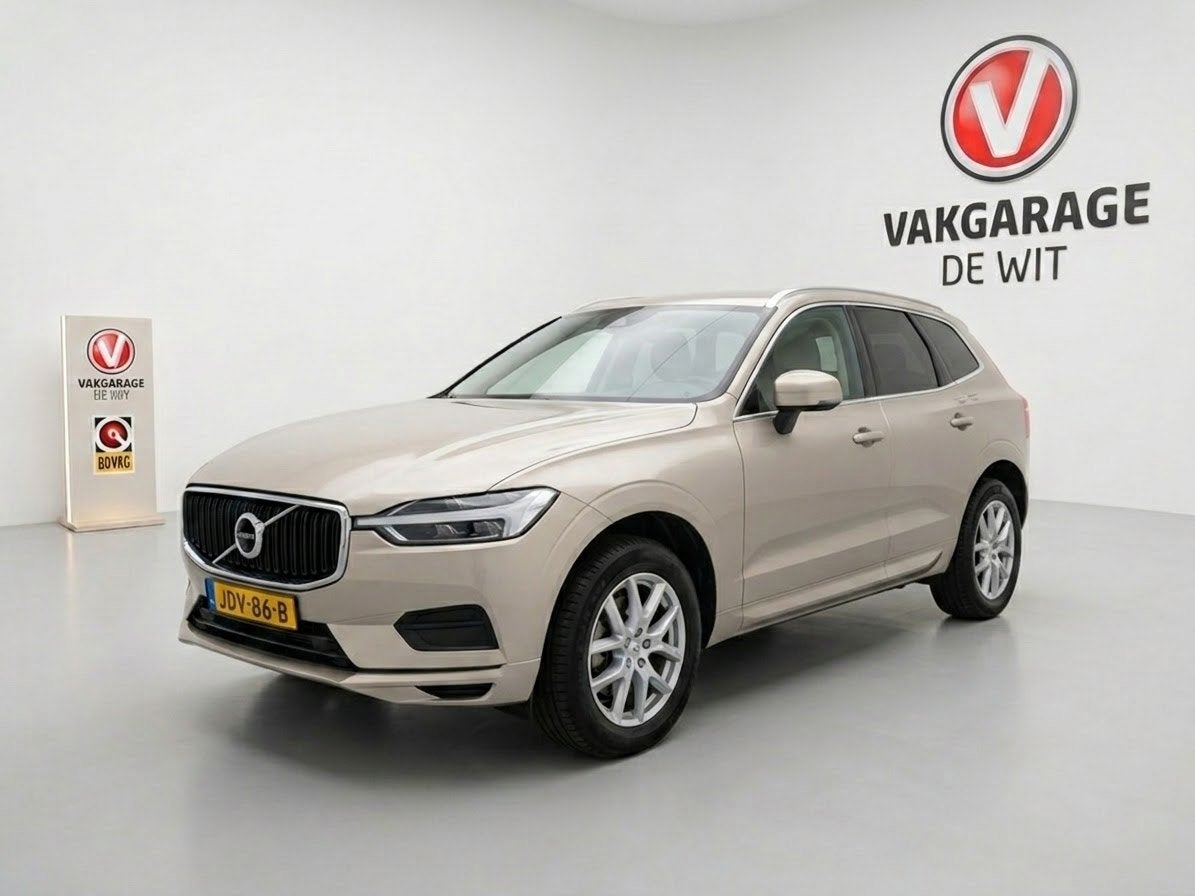 Volvo XC60 2.0 T8 Twin Engine AWD Momentum Pro | Panoramadak, Dealer onderhouden, Gebruikt, 4 cilinders, 1969 cc