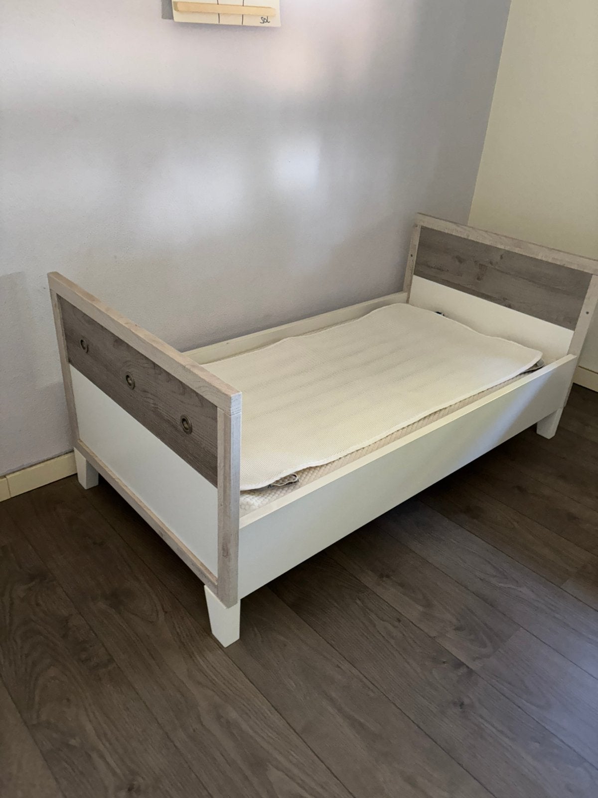 Kinderbedje en commode, Ophalen, 70 tot 85 cm, 140 tot 160 cm, Zo goed als nieuw