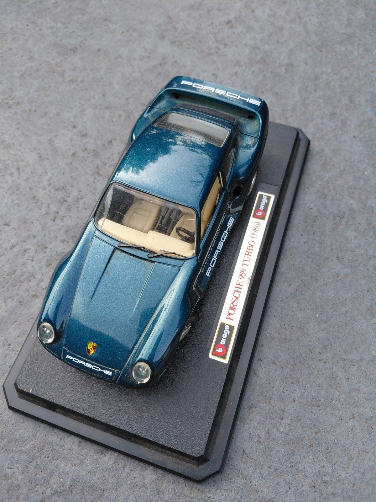 Burago Porsche 959 Turbo (1986) modelauto, Ophalen of Verzenden, Zo goed als nieuw, Auto, Overige merken