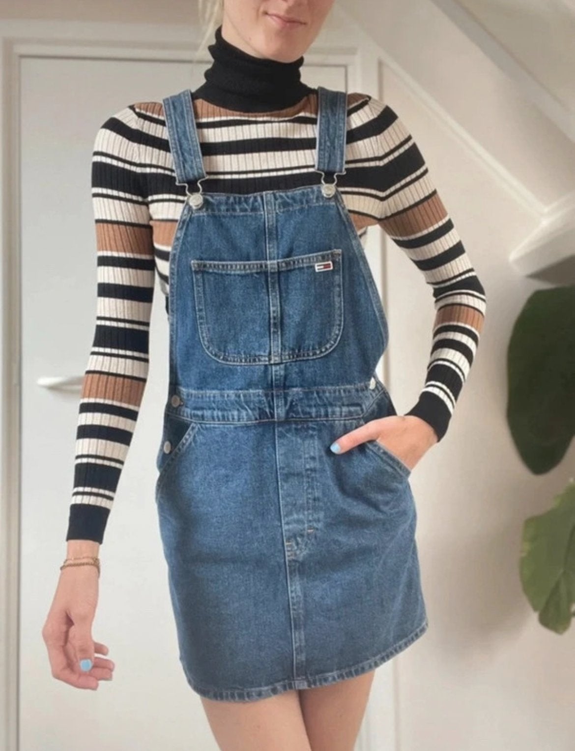 Tommy Jeans Tuinbroek Jurkje S, Kleding | Dames, Jurken, Zo goed als nieuw, Maat 34 (XS) of kleiner, Blauw, Boven de knie, Ophalen of Verzenden