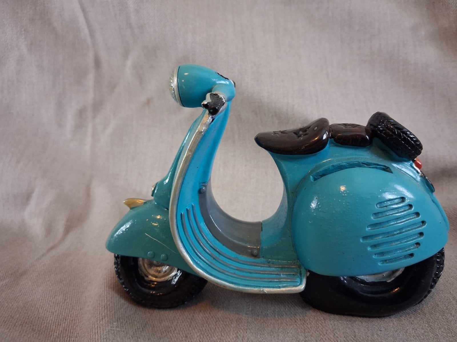 Kunststof spaarpot Scooter, Vespa?, Ophalen of Verzenden