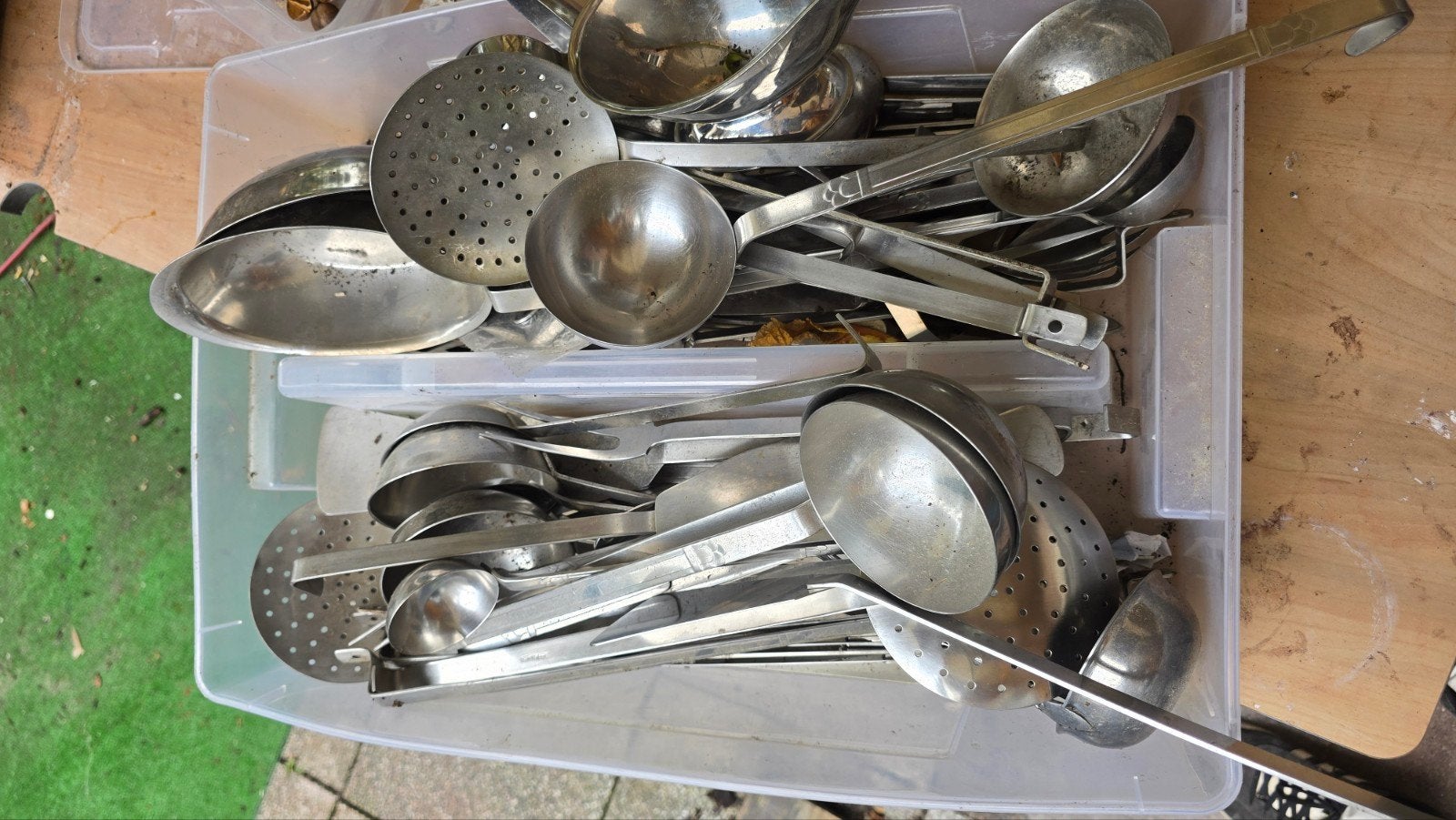 Grote partij diverse metalen opscheplepels en zeven, Antiek en Kunst, Antiek | Keukenbenodigdheden, Ophalen