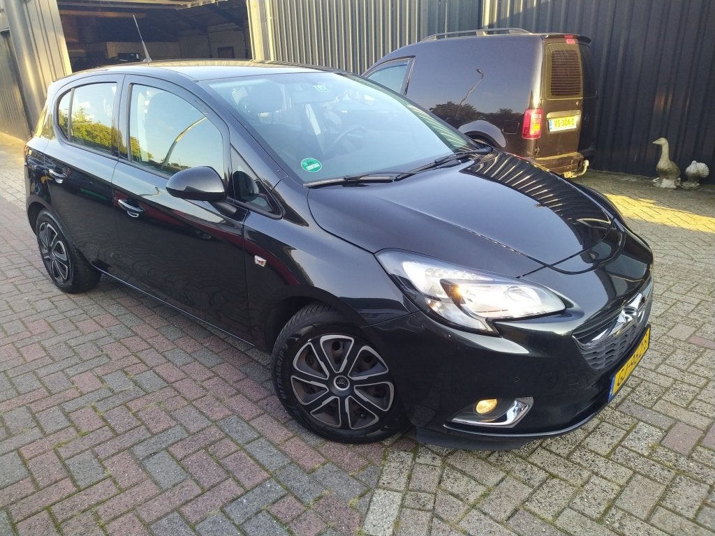 Opel Corsa 1.3 CDTI Color Ed. (bj 2015), Auto's, Gebruikt, Euro 6, 1137 kg, Zwart