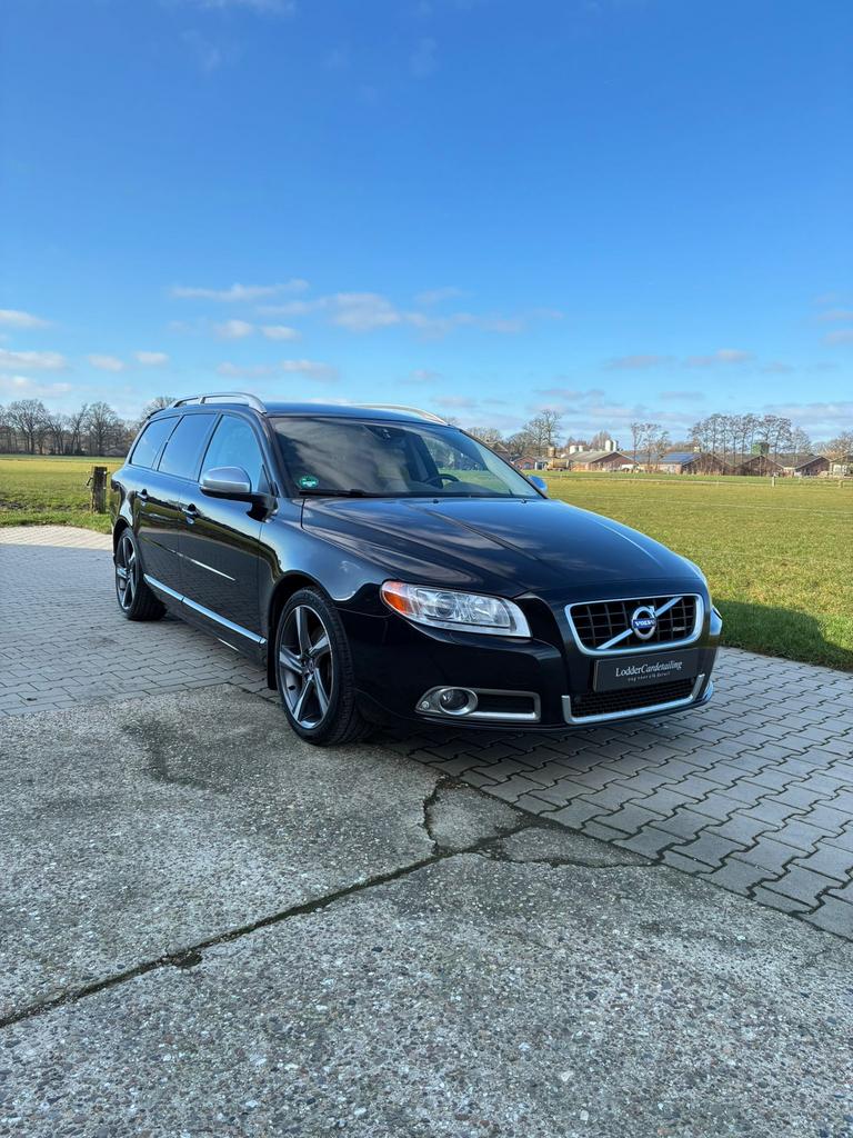 Volvo 2013 D5 R design, 230 pk, 2000 kg, 1598 kg, Zwart