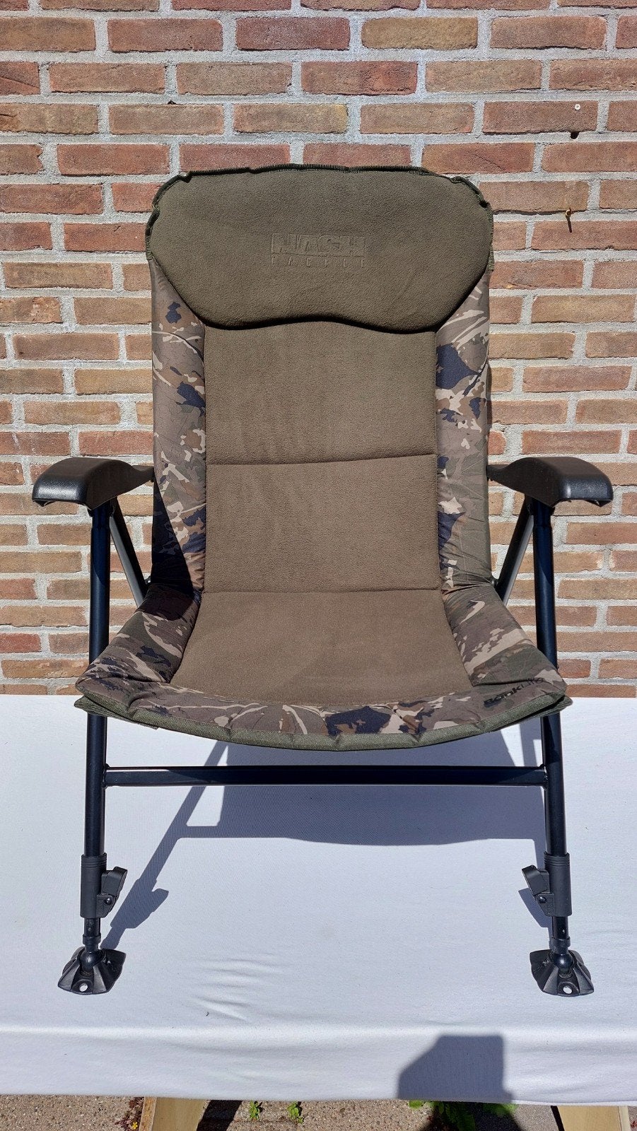 Nieuwe visstoel van Nash- Bank Life Reclining Chair Camo, Watersport en Boten, Ophalen, Nieuw