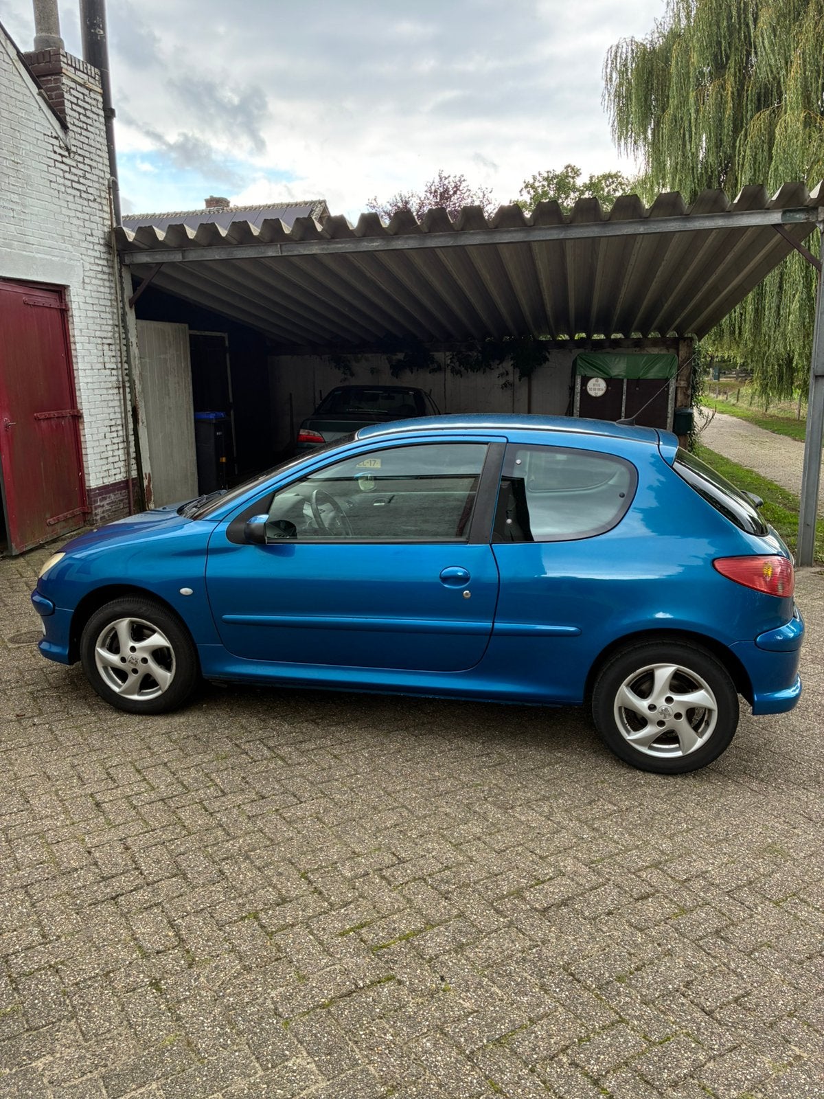 Peugeot 206 1.4 16V XS 3D 2004 Blauw, Auto's, Voorwielaandrijving, 1360 cc, 4 cilinders, Blauw