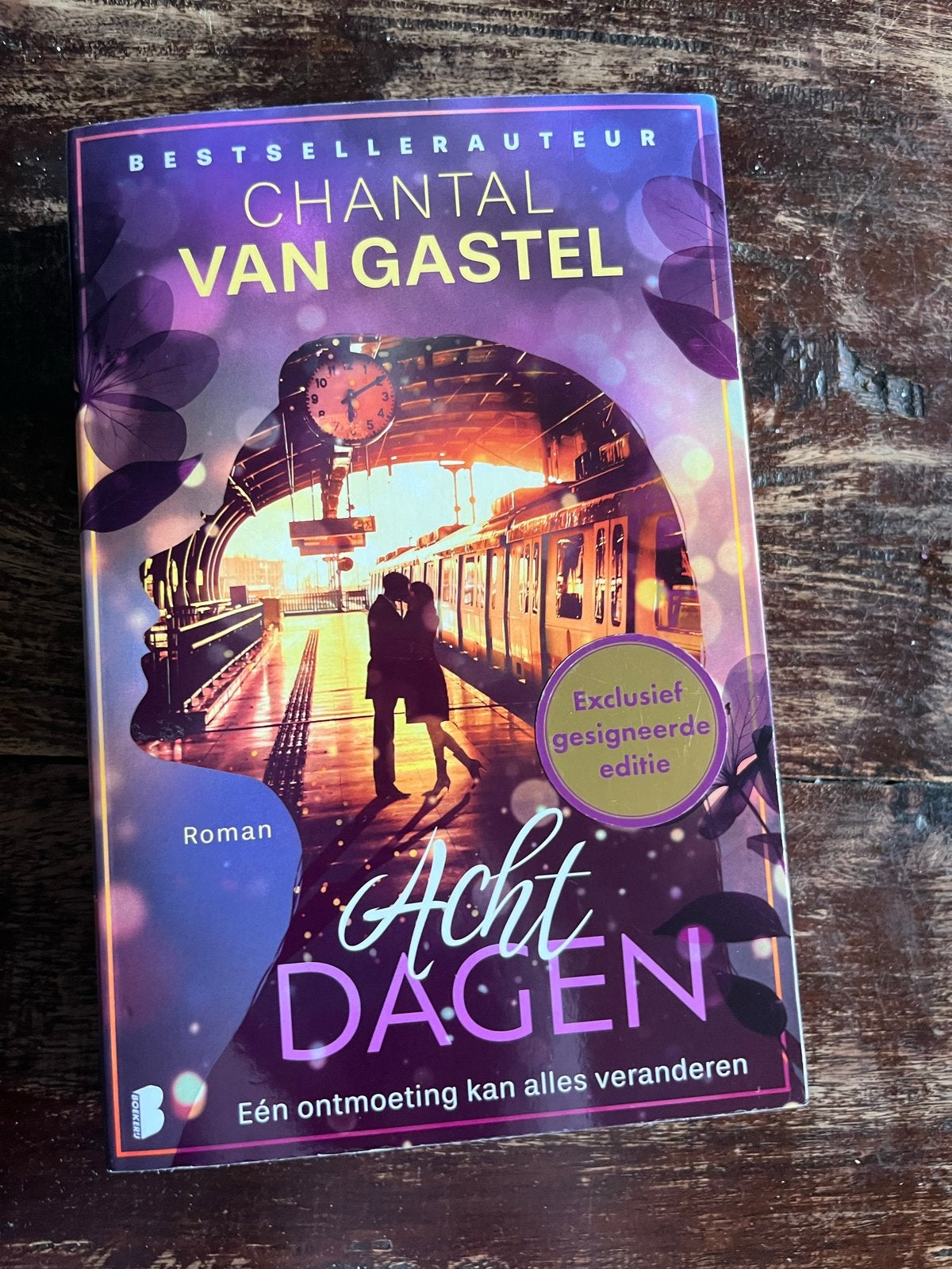 Acht Dagen - Chantal van Gastel (Gesigneerde editie), Boeken, Ophalen of Verzenden, Zo goed als nieuw