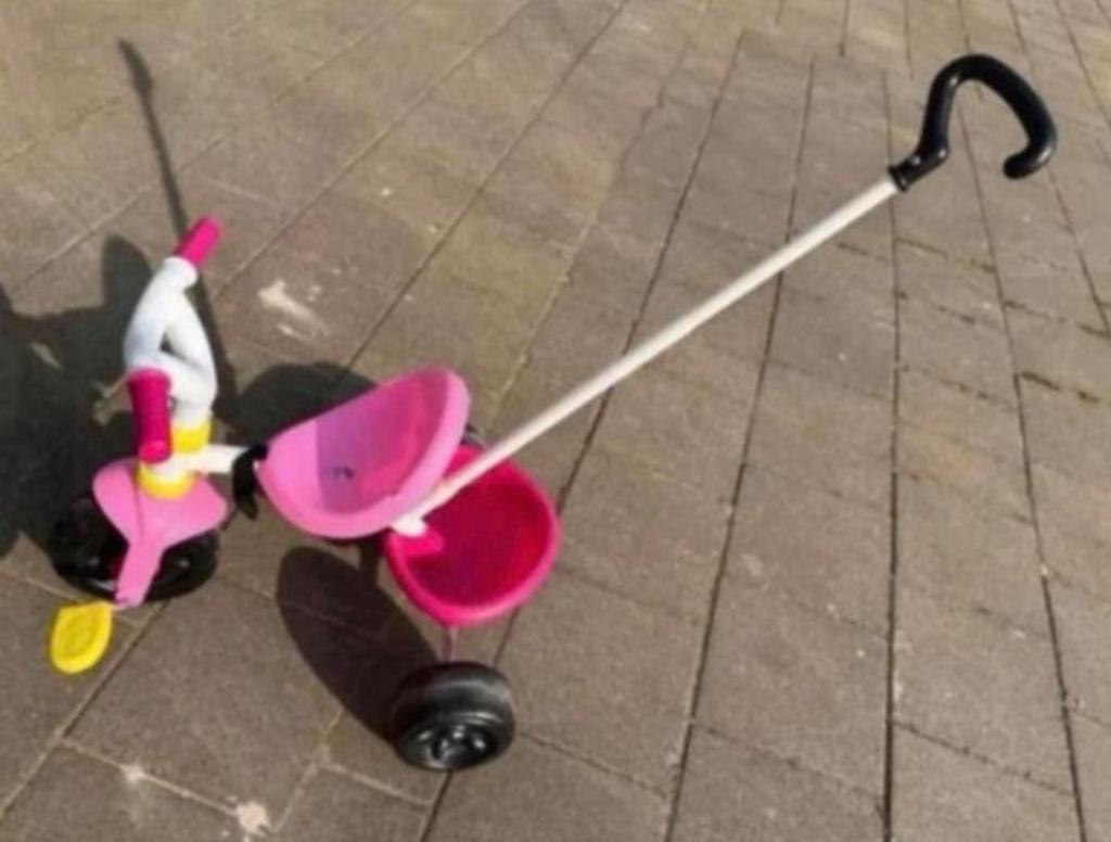 Meisjes driewielers fiets, Ophalen of Verzenden, Zo goed als nieuw, Smoby, Duwstang