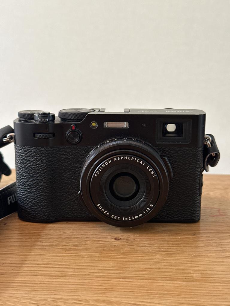 Fujifilm X100V, Compact, Ophalen of Verzenden, Zo goed als nieuw, Fuji