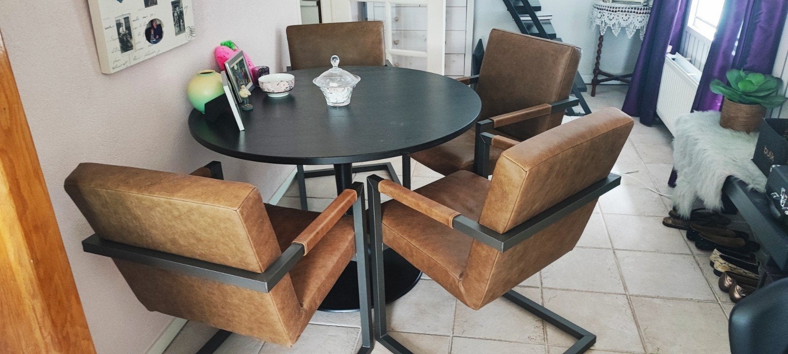 4 lederen Olive green eetkamer stoelen, Ophalen, 75 tot 100 cm, Zo goed als nieuw, Leer