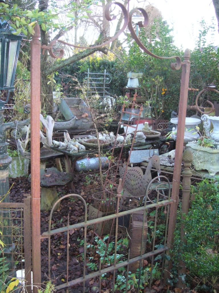 Tuinpoort met ornament Massief ijzer., Ophalen, Gebruikt, IJzer, Sierhekwerk