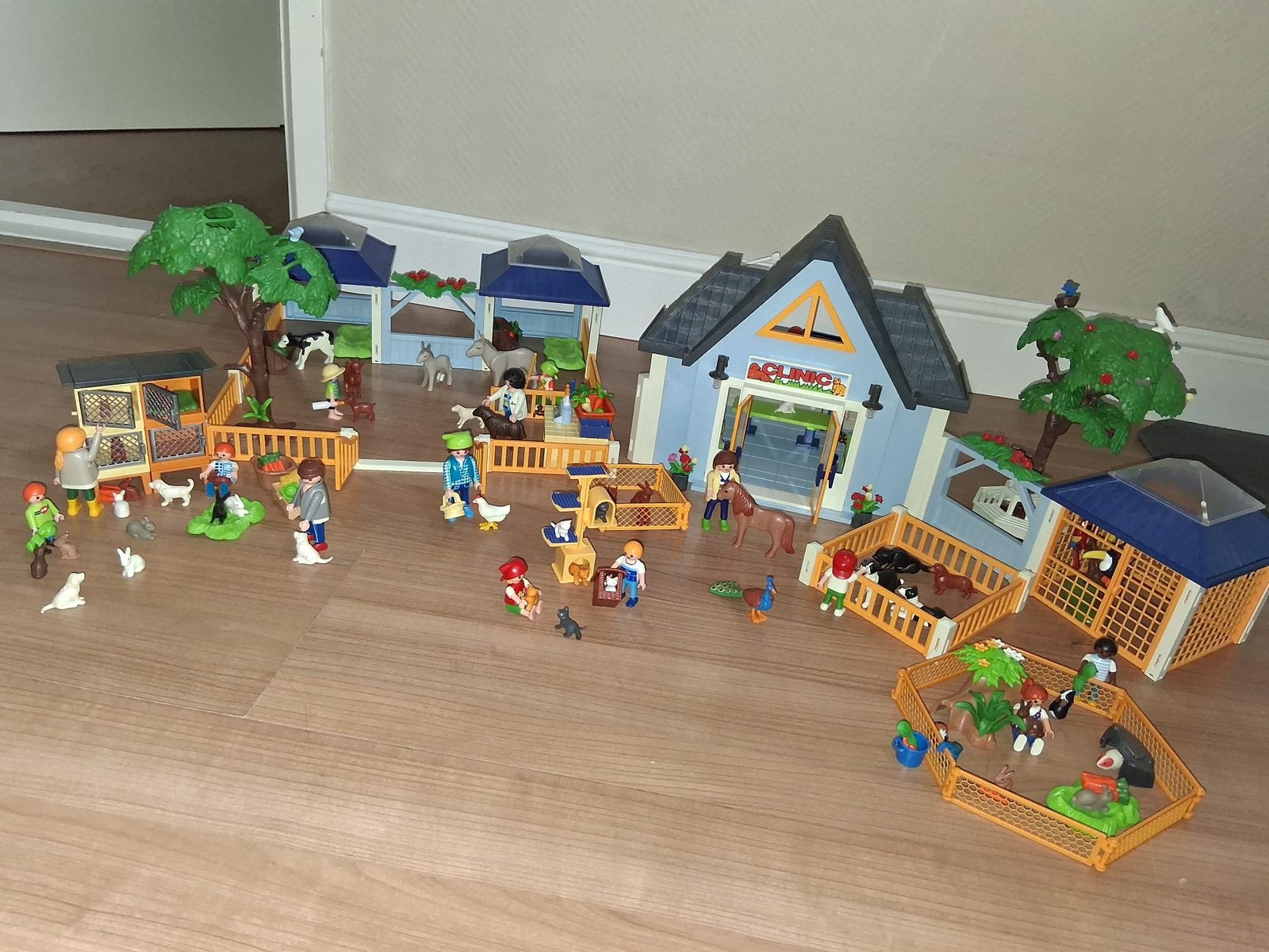 Playmobil dierenkliniek, Ophalen, Zo goed als nieuw