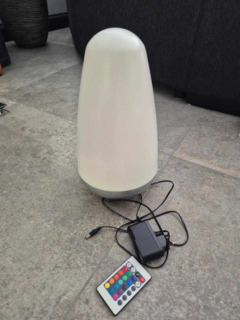 Kleurenlamp met afstandsbediening en adapter, Ophalen of Verzenden, Gebruikt