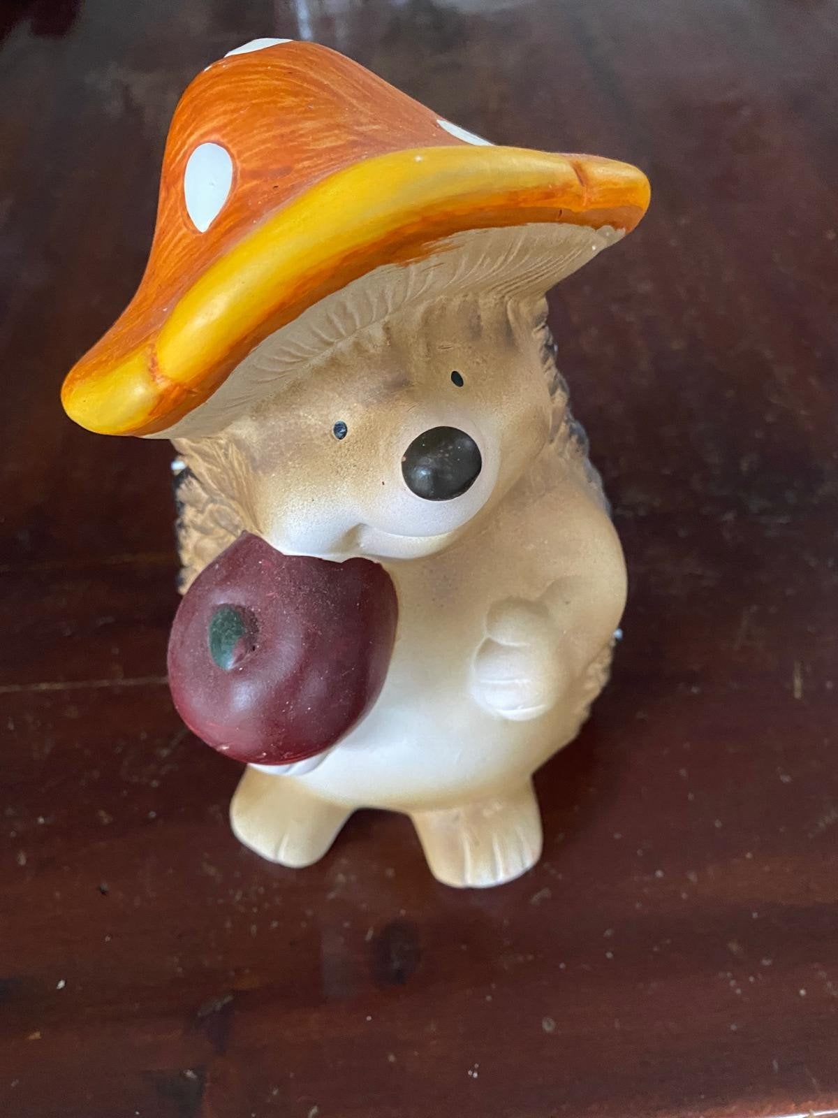 Te koop leuke stenen egel paddenstoel, Ophalen of Verzenden, Zo goed als nieuw, Dier