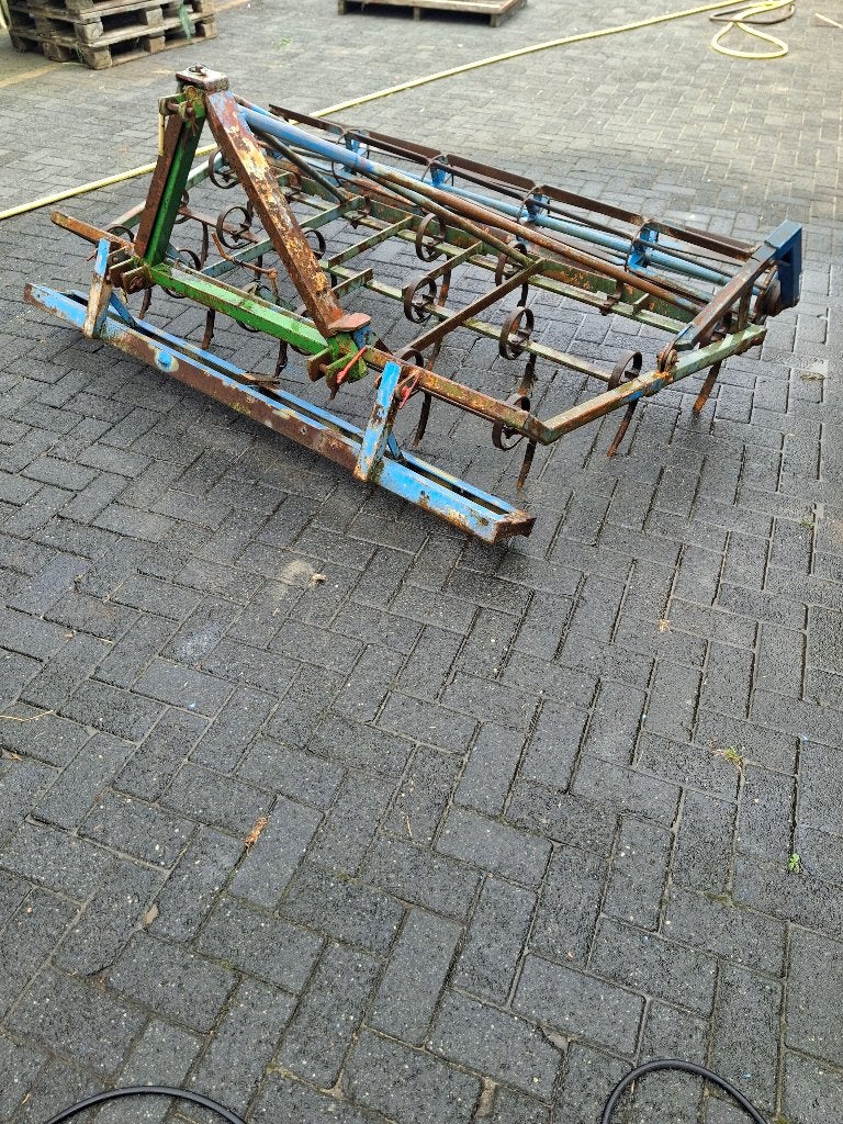 Te koop : triltandcultivator (manegevlakker), Ophalen, Gebruikt, Veelzijdigheid