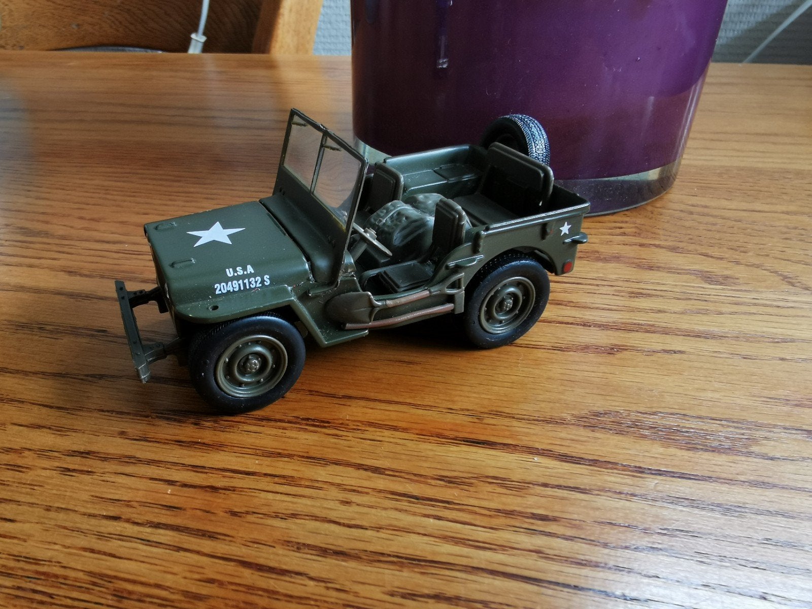 Militair Jeep Model, Ophalen of Verzenden, Zo goed als nieuw, Auto, Overige merken
