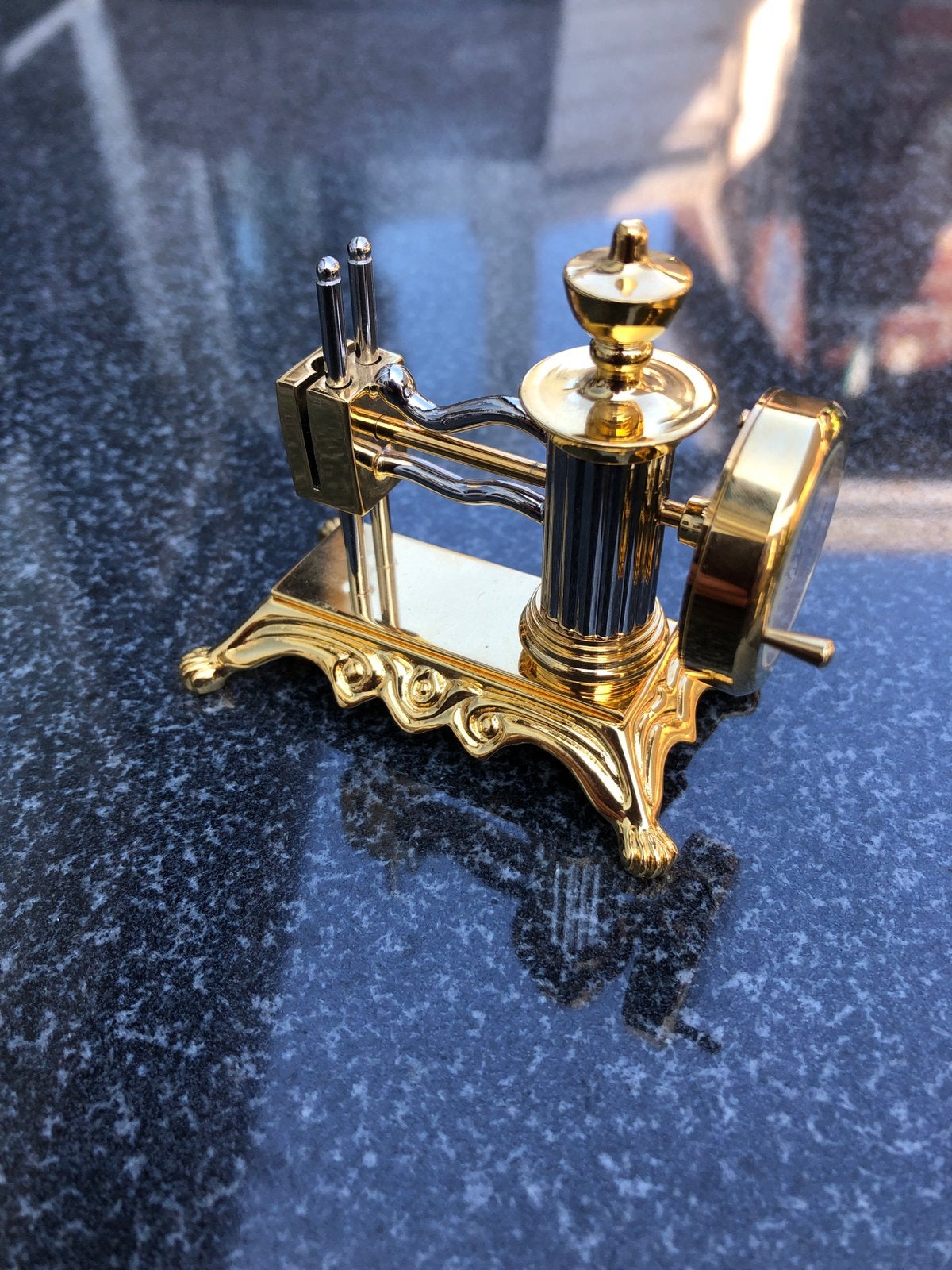 Te koop naaimachine  decoratie, Ophalen of Verzenden, Zo goed als nieuw
