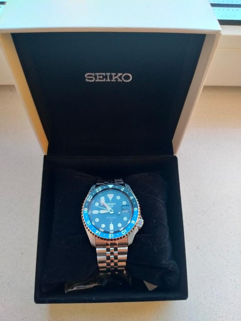 Seiko horloge 5 Sport GMT SSK003K1 zilverkleurig/blauw NIEUW, Staal, Verzenden, Polshorloge, Nieuw
