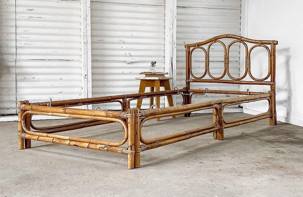 70s Vintage junior bamboe bed, Huis en Inrichting, Slaapkamer | Bedden, Vintage Bohemian, Gebruikt, Eenpersoons, Ophalen of Verzenden