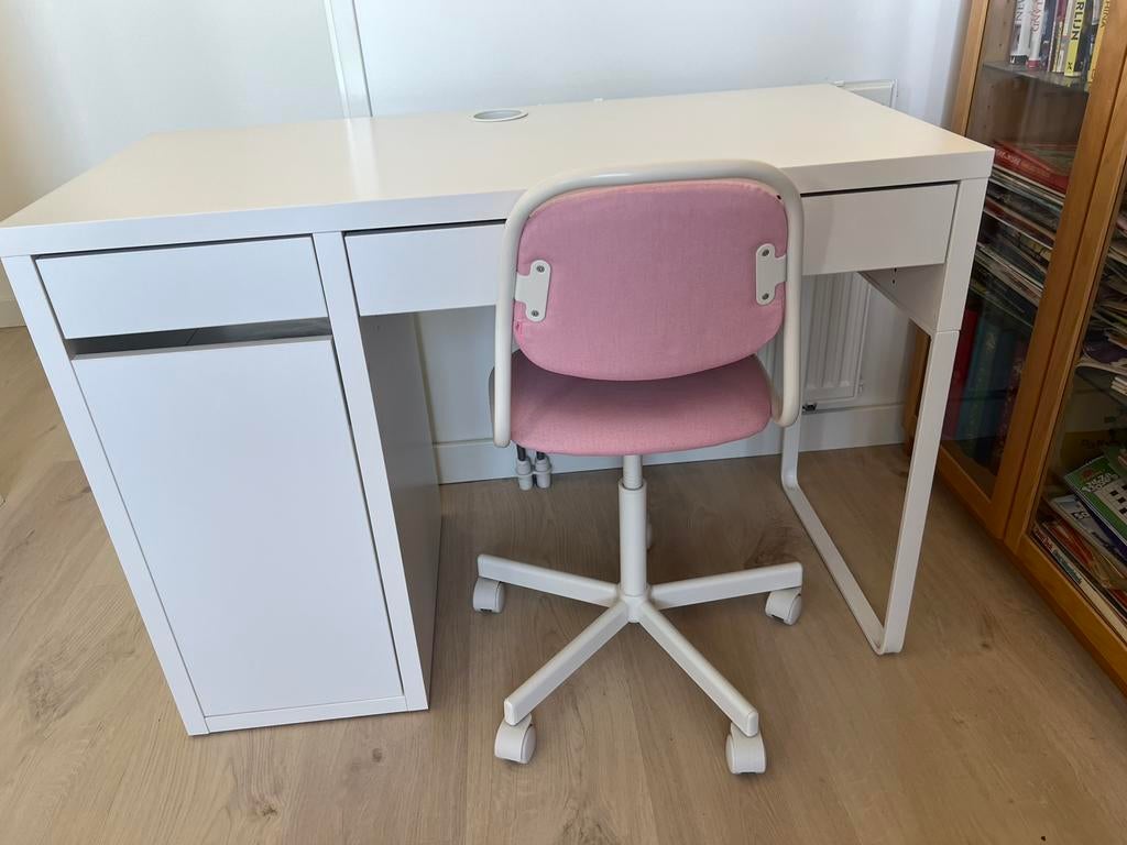 Kinder bureau Micke (Ikea) 105x50 cm + bureaustoel wit/roze, Ophalen, Gebruikt, IKEA, Kinderbureau