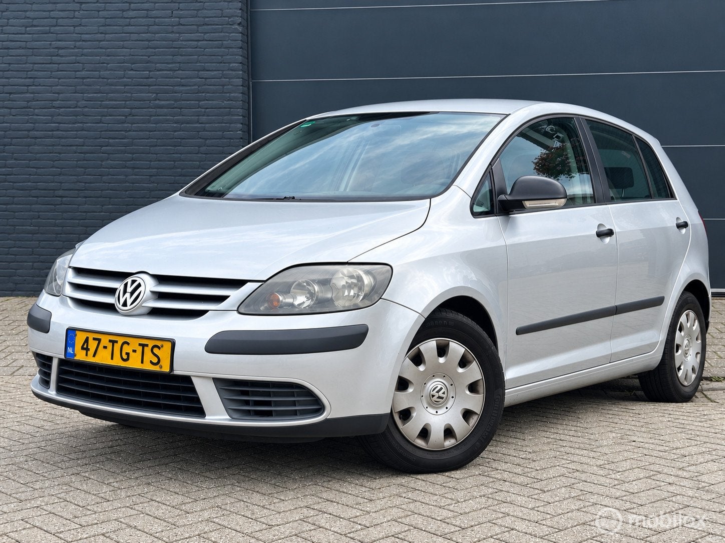 Volkswagen Golf Plus 1.6 Comfortline Business, Auto's, 1321 kg, 4 cilinders, Euro 4, Zilver of Grijs