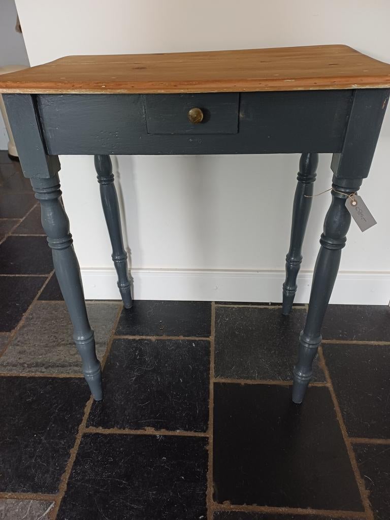 Brocant Houten  Side Table/ Tafeltje., Ophalen of Verzenden