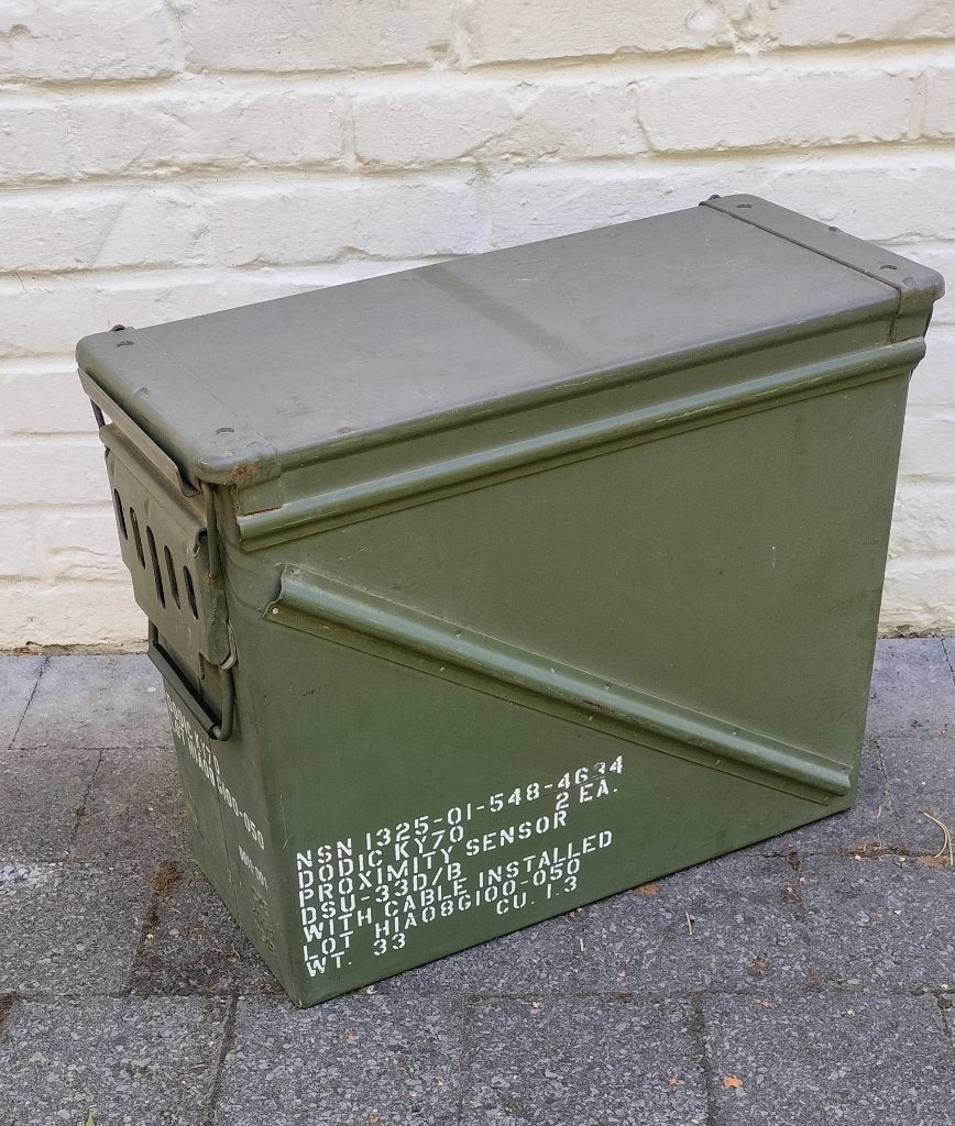 Munitiekist. Originele metalen munitiekist. 47x19x37. Intact, Verzamelen, Militaria | Algemeen, Ophalen of Verzenden, Landmacht