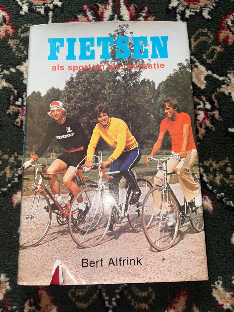 Fietsen als sport en als recreatie - Bert Alfrink, Ophalen of Verzenden, Gelezen, Lopen en Fietsen