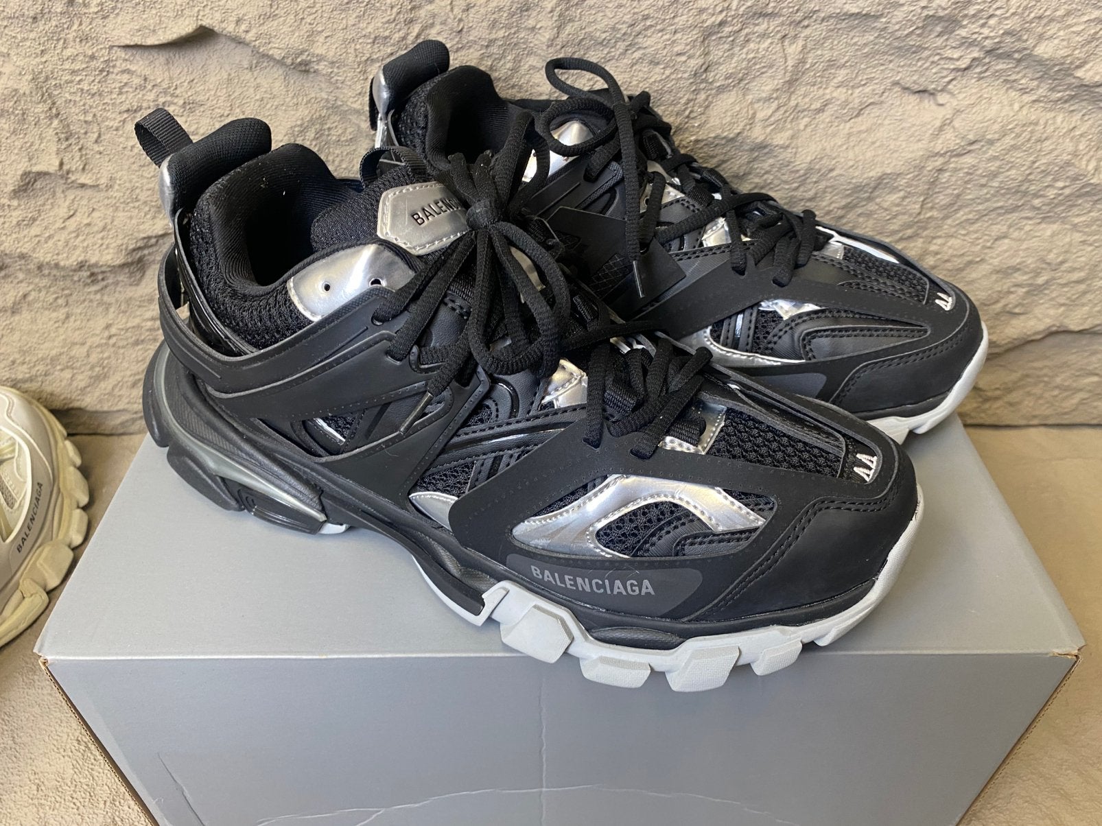 Track Sneakers Balenciaga - Zwart/Zilver - Maat 44/45, Ophalen of Verzenden