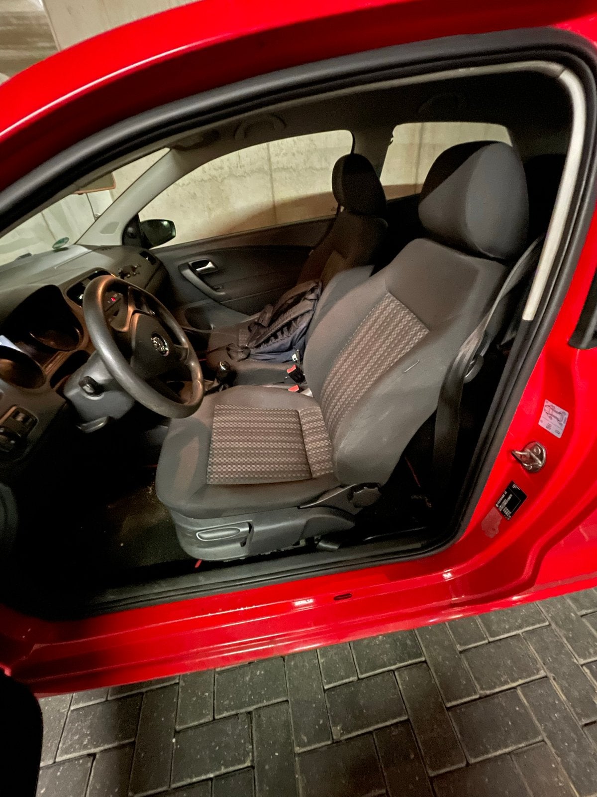 Zeer zuinig betrouwbare polo MPI 2016, Auto's, Volkswagen, Voorwielaandrijving, Handgeschakeld, Particulier, 3 cilinders