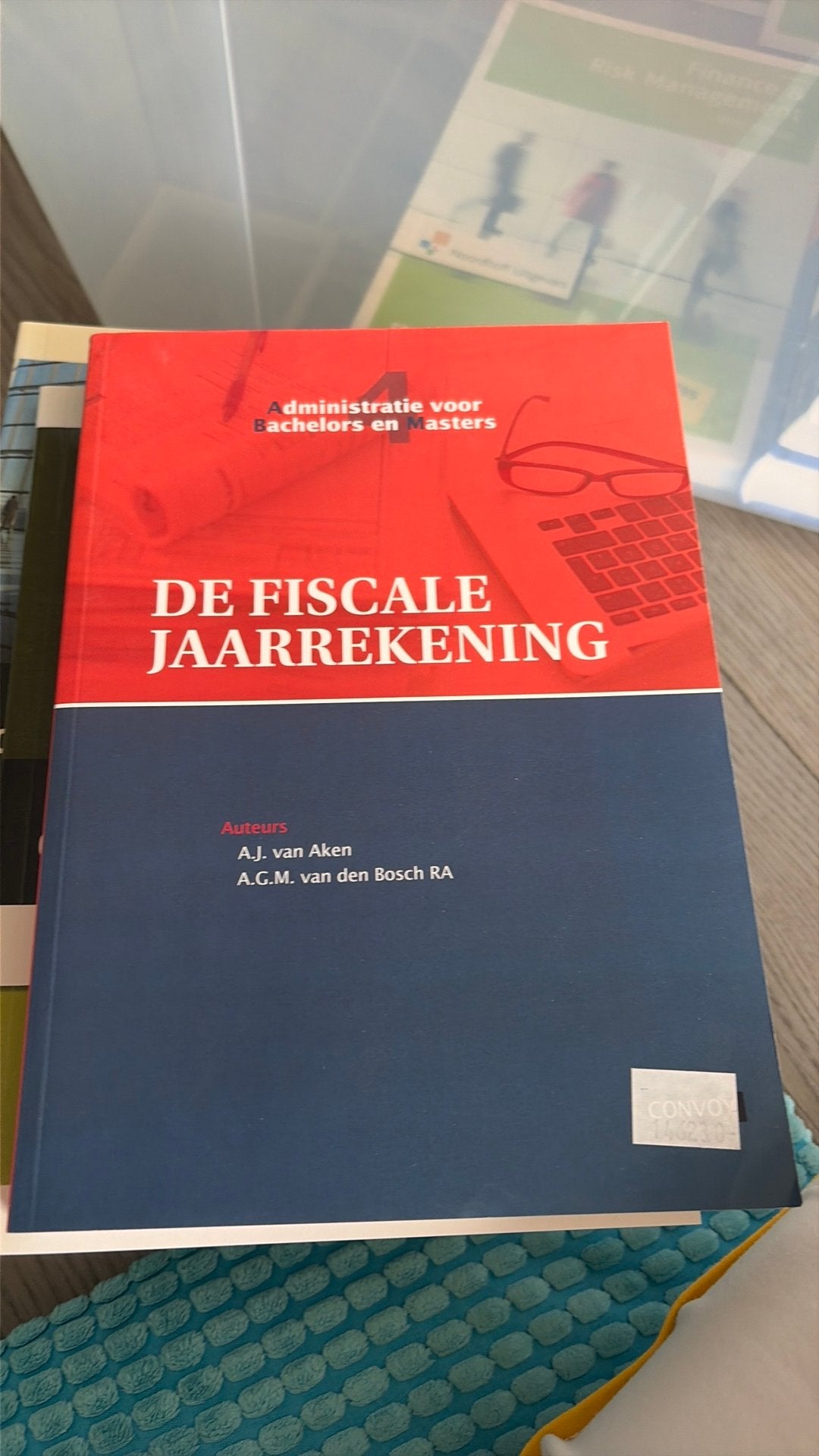 A.G.M. van den Bosch - Theorieboek, Boeken, Ophalen of Verzenden, A.G.M. van den Bosch; A.J. van Aken, Management, Zo goed als nieuw