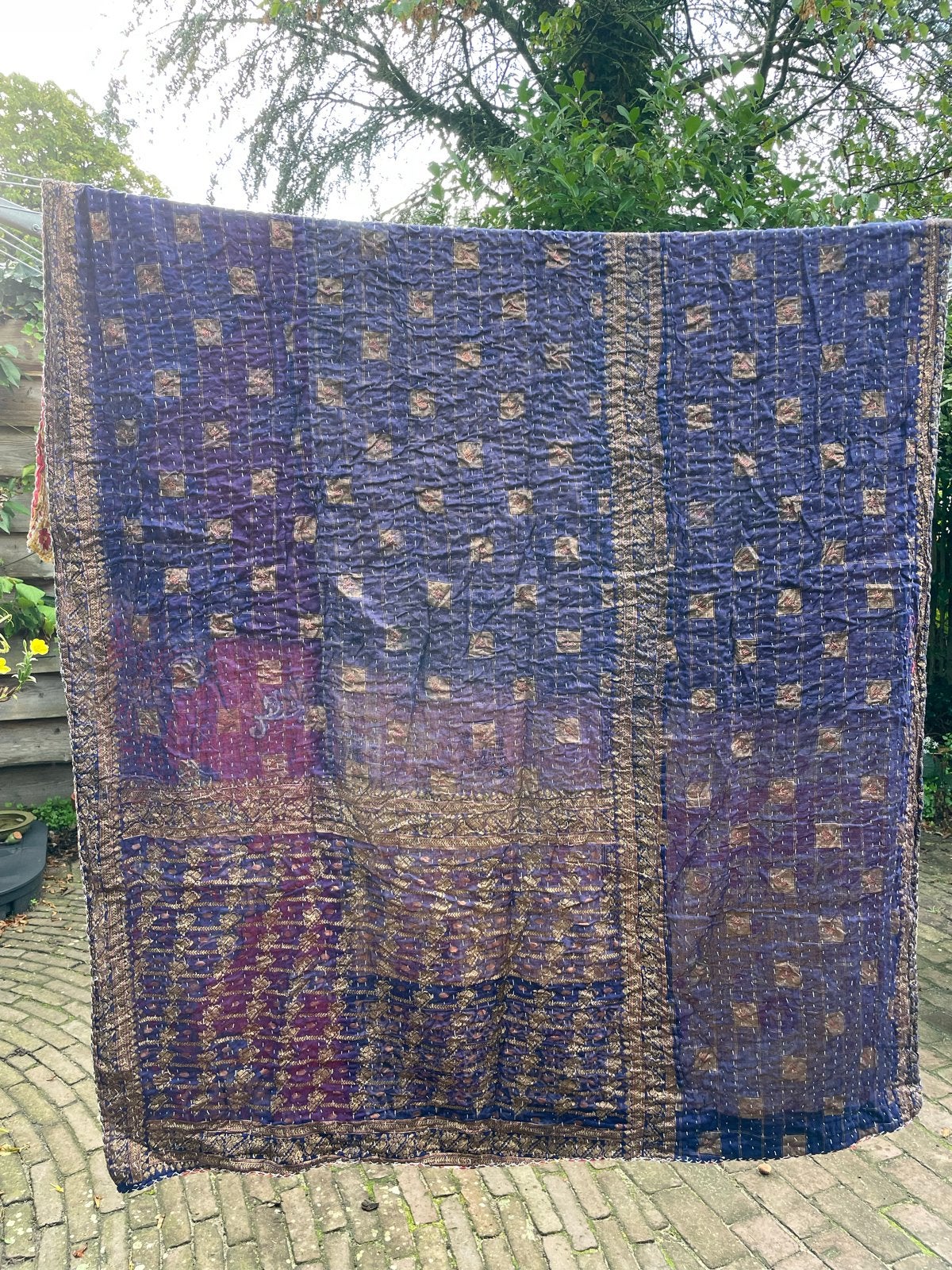 Vintage Boho Kantha Deken/Plaid van Ge-upcyclede Sari's, Huis en Inrichting, Katoen, Handgemaakt, Nieuw, Ophalen of Verzenden