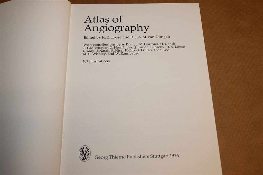 Atlas of Angiography — 707 Illustrations, Thieme 1976, Ophalen of Verzenden, Gelezen, Natuurwetenschap