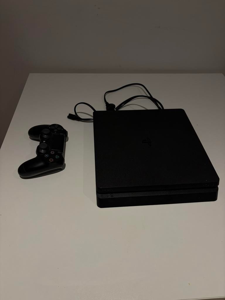 Sony PlayStation 4 Slim met 1 controller, 500 GB, Ophalen of Verzenden, Zo goed als nieuw, Met 1 controller