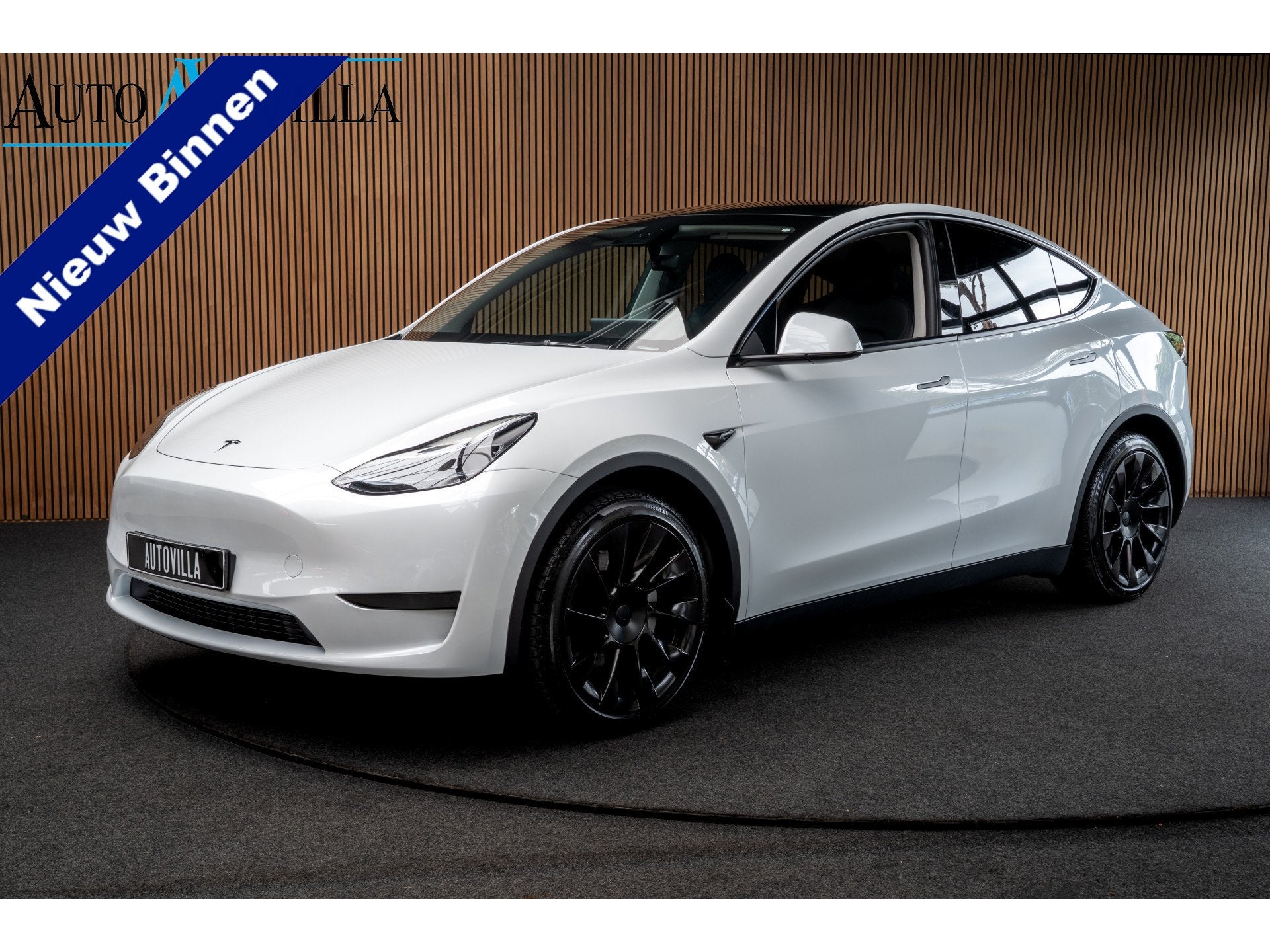 Tesla Model Y SOH: 95,8% Navi 360 Leder ACC Autopilot PDC