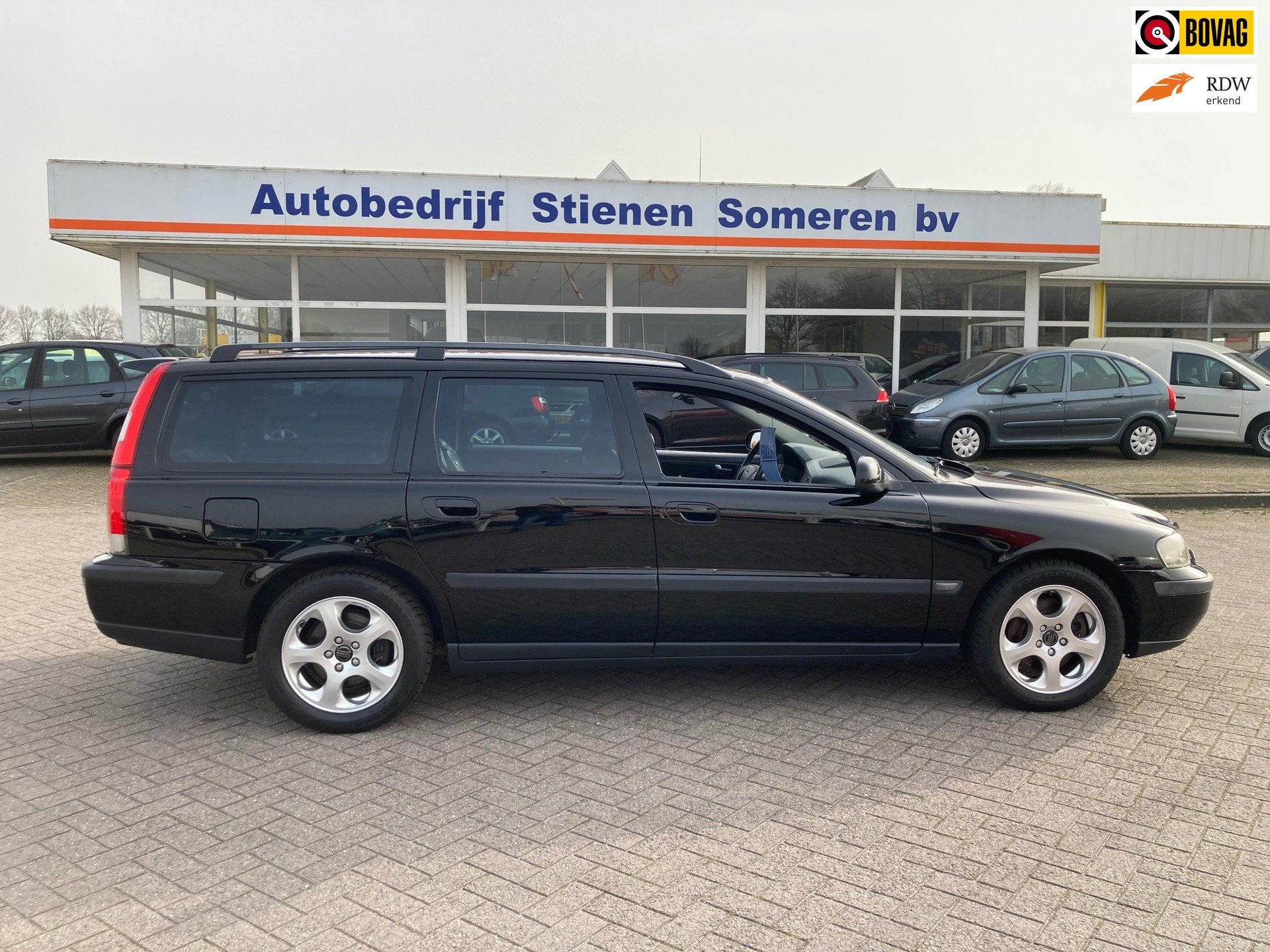 Volvo V70 2.3 T-5 Geartronic, Zwart, Leder en Stof, Zwart, V70