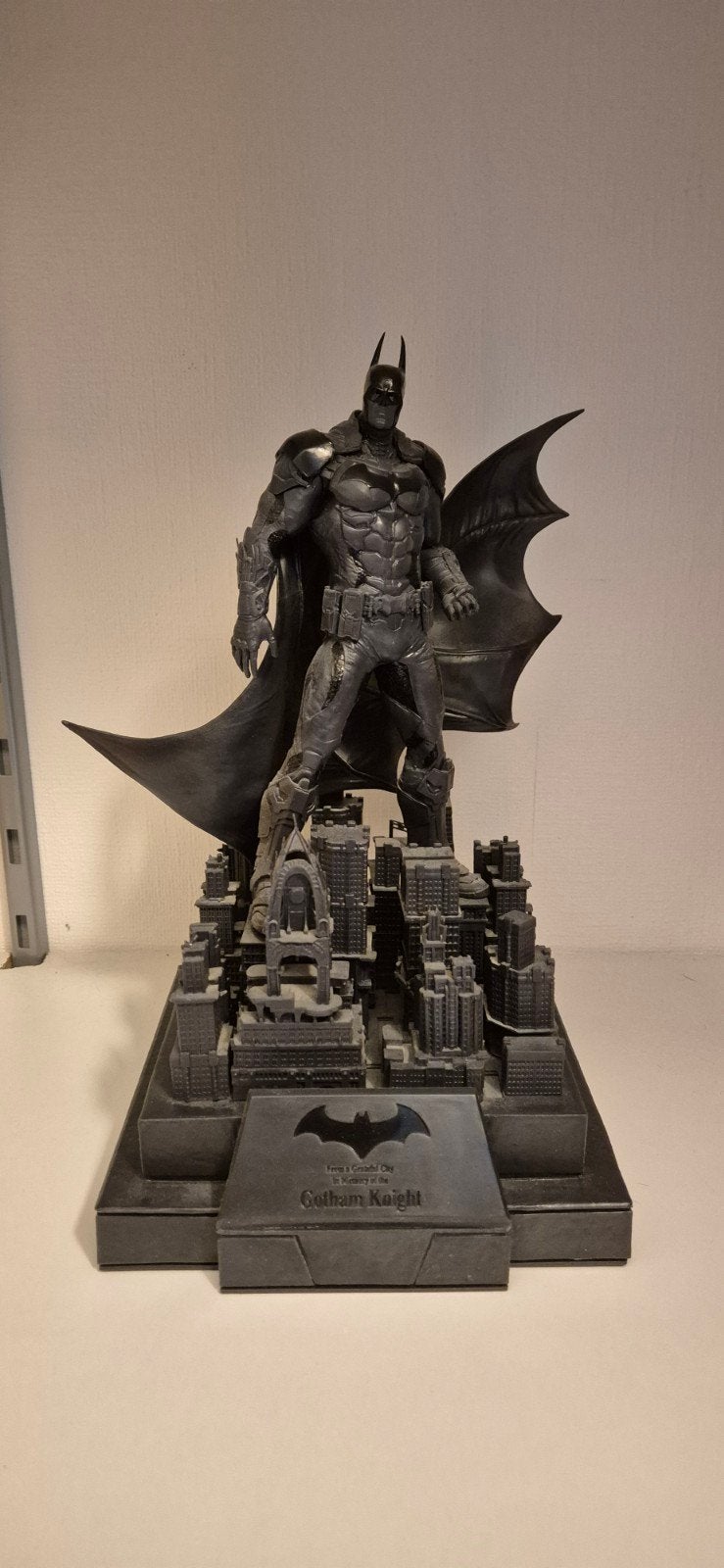 Batman Arkham Knight Collectors Edition Statue Licht, Ophalen of Verzenden, Gebruikt