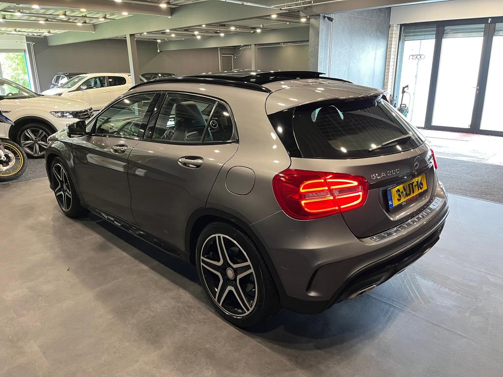 Mercedes-Benz GLA-klasse 200 Ambition AMG NIGHT EDITION NAP, Gebruikt, 715 kg, Bedrijf, 1335 kg