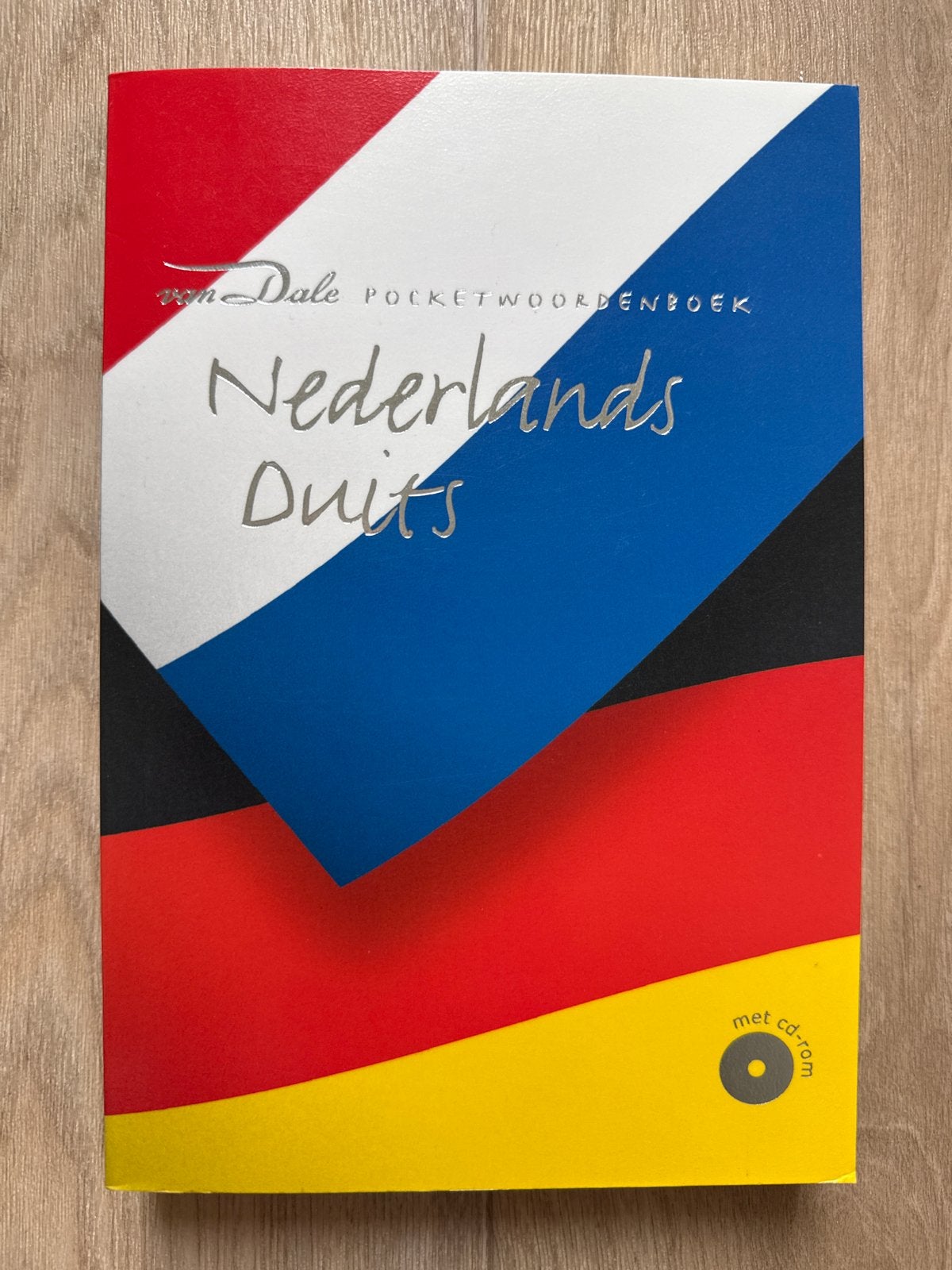 Van Dale Pocketwoordenboek Nederlands Duits 3e druk, Ophalen of Verzenden, Zo goed als nieuw, Non-fictie