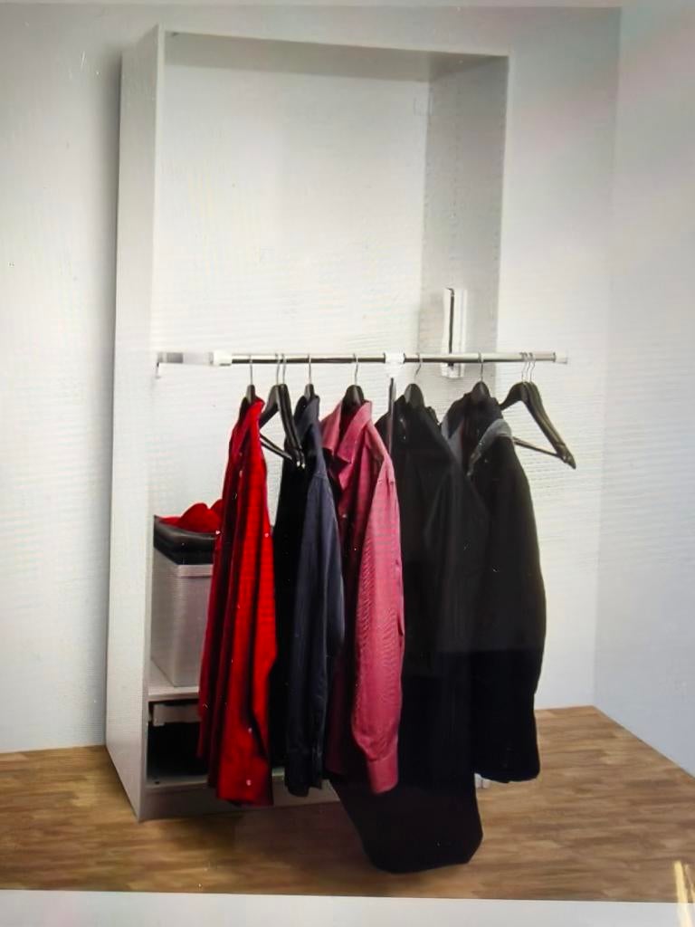 Garderobe lift...., Ophalen of Verzenden
